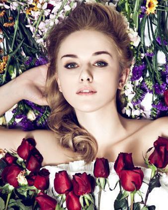 乌克兰籍女明星,璀璨星空下的璀璨明珠