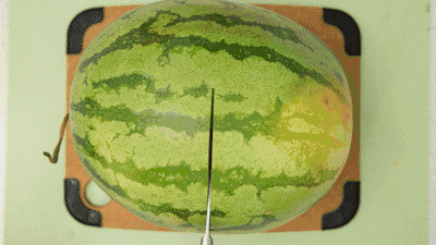 娱乐前排吃瓜,前排吃瓜，揭秘明星幕后故事